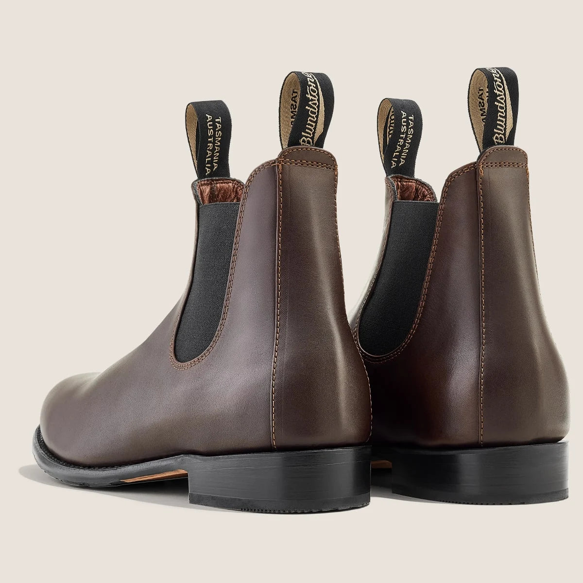 Blundstone Men's Heritage Chelsea Boot (155 or 152, Goodyear Welt, Black or Brown)