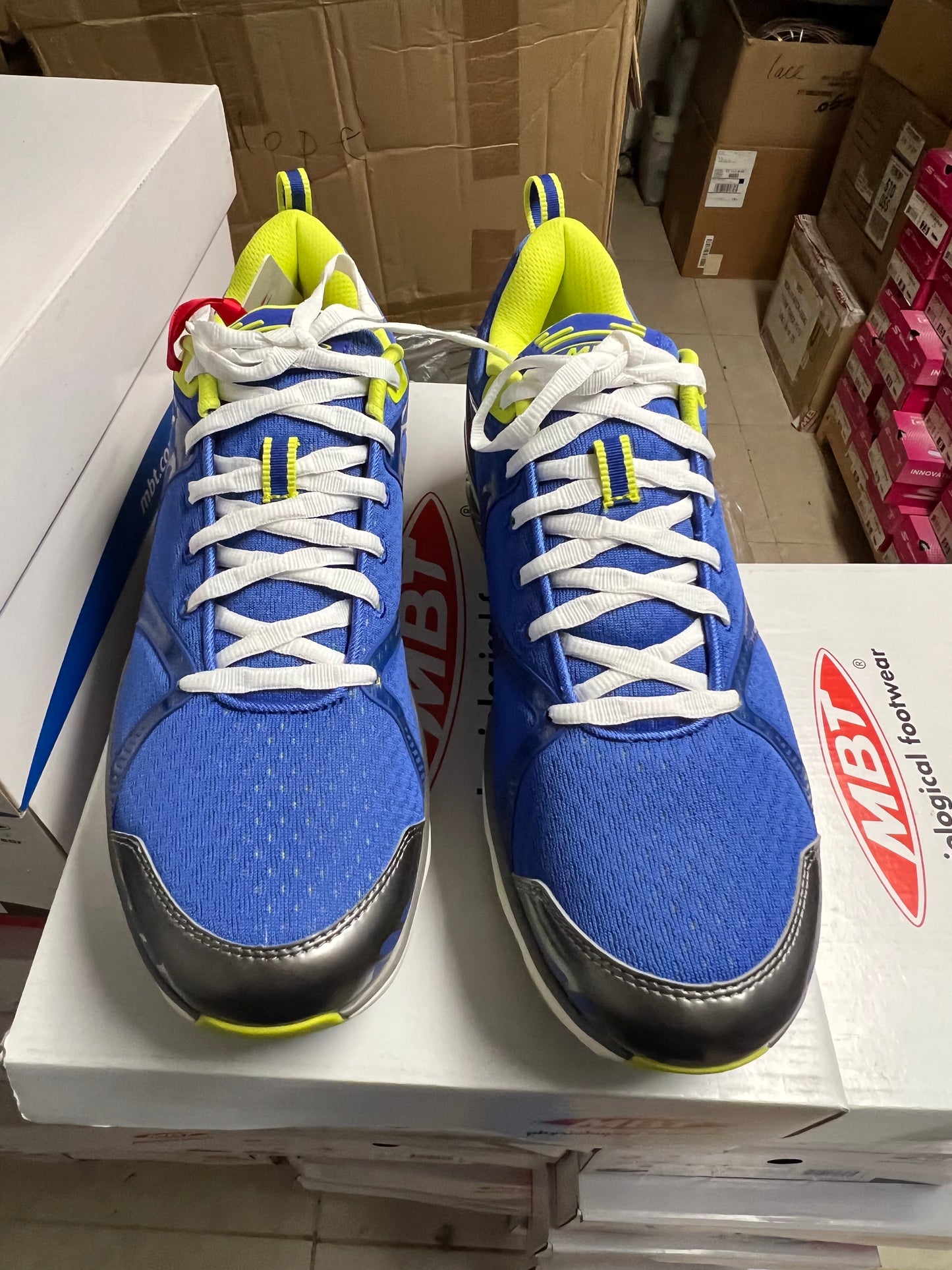 MBT Men's Simba 5 Walker/Trainer Sneaker (High Level 2 Rocker, 2 Colors)