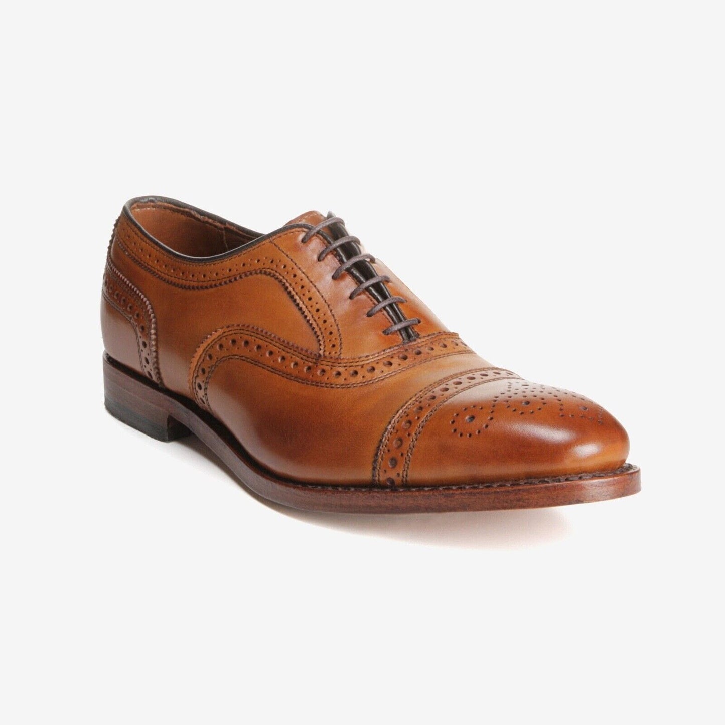 Allen Edmonds Strand Cap-Toe Lace-up Dress Shoe (1635 Walnut Calf, Brogue Perf)